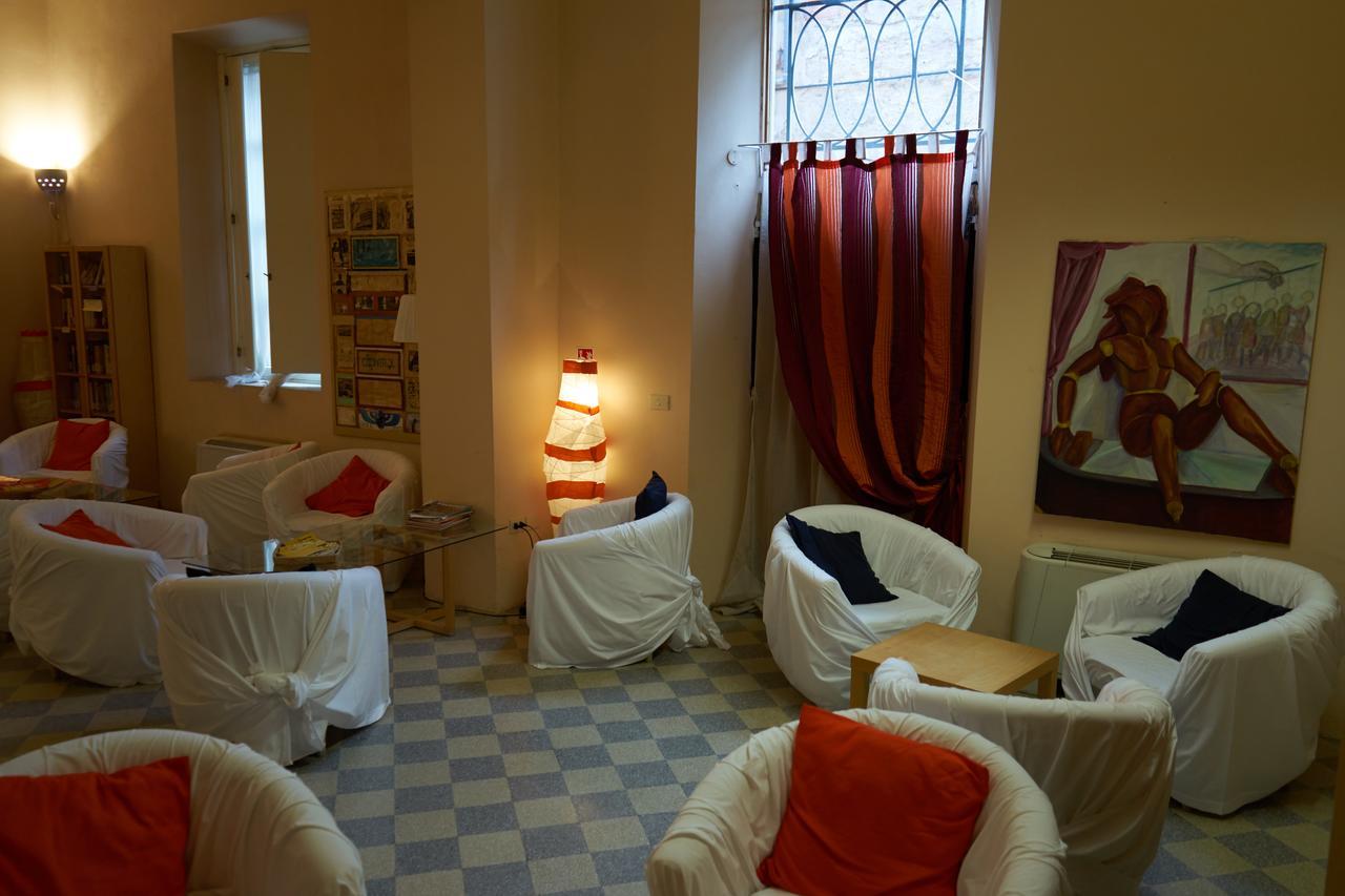 Magnolfi Nuovo Hostel ปาล์มเดดเซิร์ท ภายนอก รูปภาพ